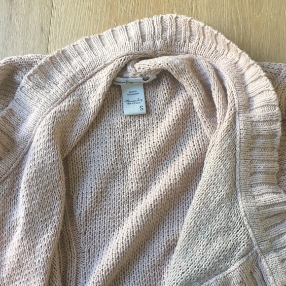 American Rag sweater - Picture 2 of 2